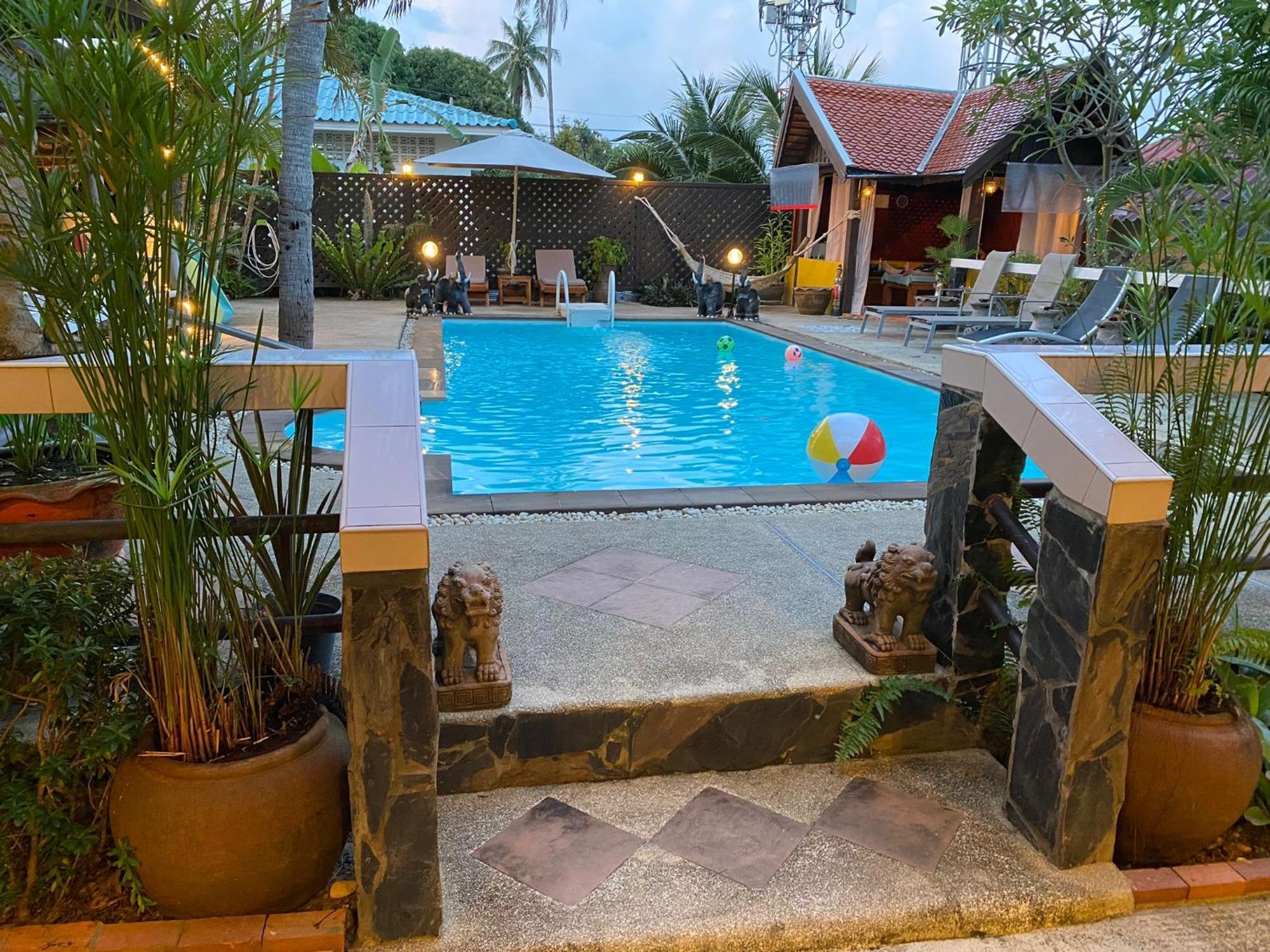 Bee Nat Garden Resort Bang Rak Beach  Esterno foto