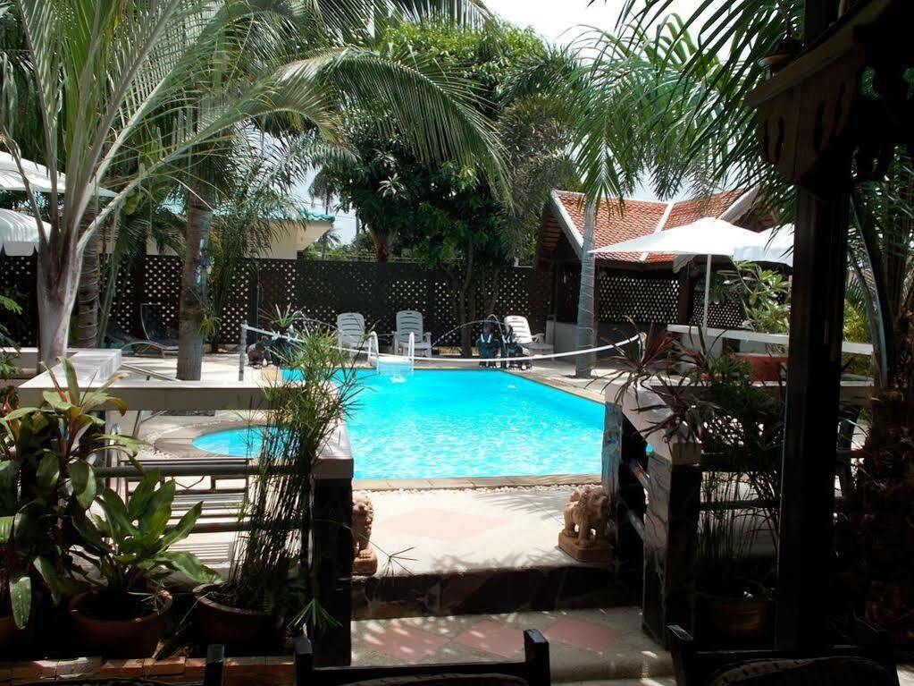 Bee Nat Garden Resort Bang Rak Beach  Esterno foto