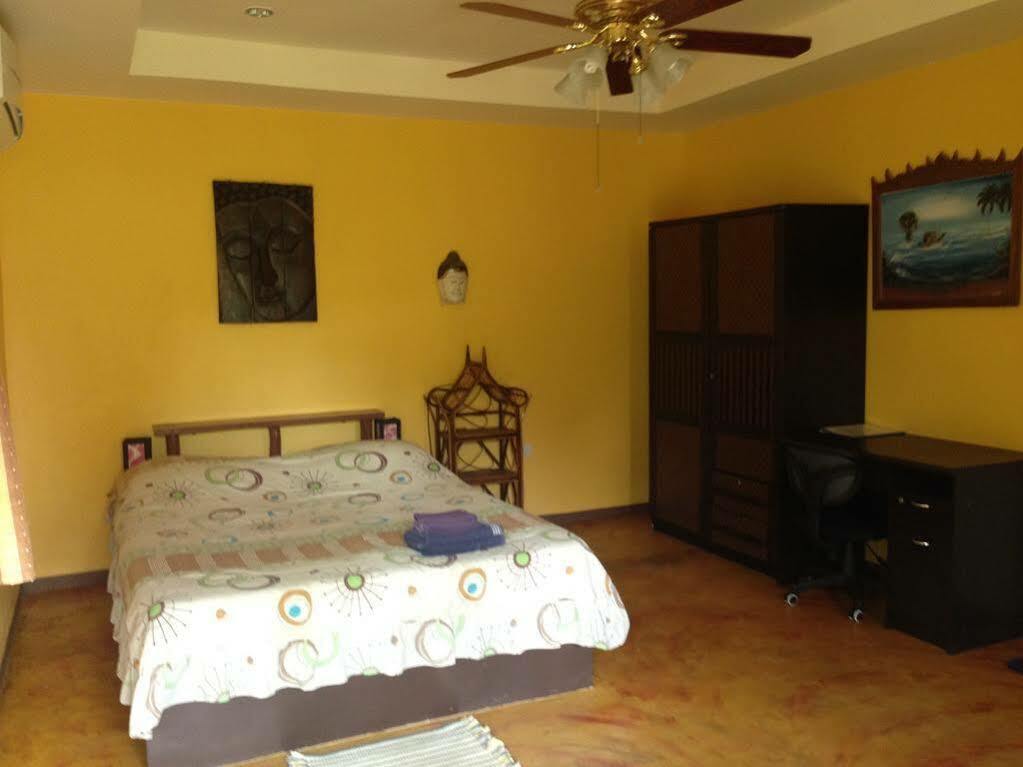 Bee Nat Garden Resort Bang Rak Beach  Esterno foto